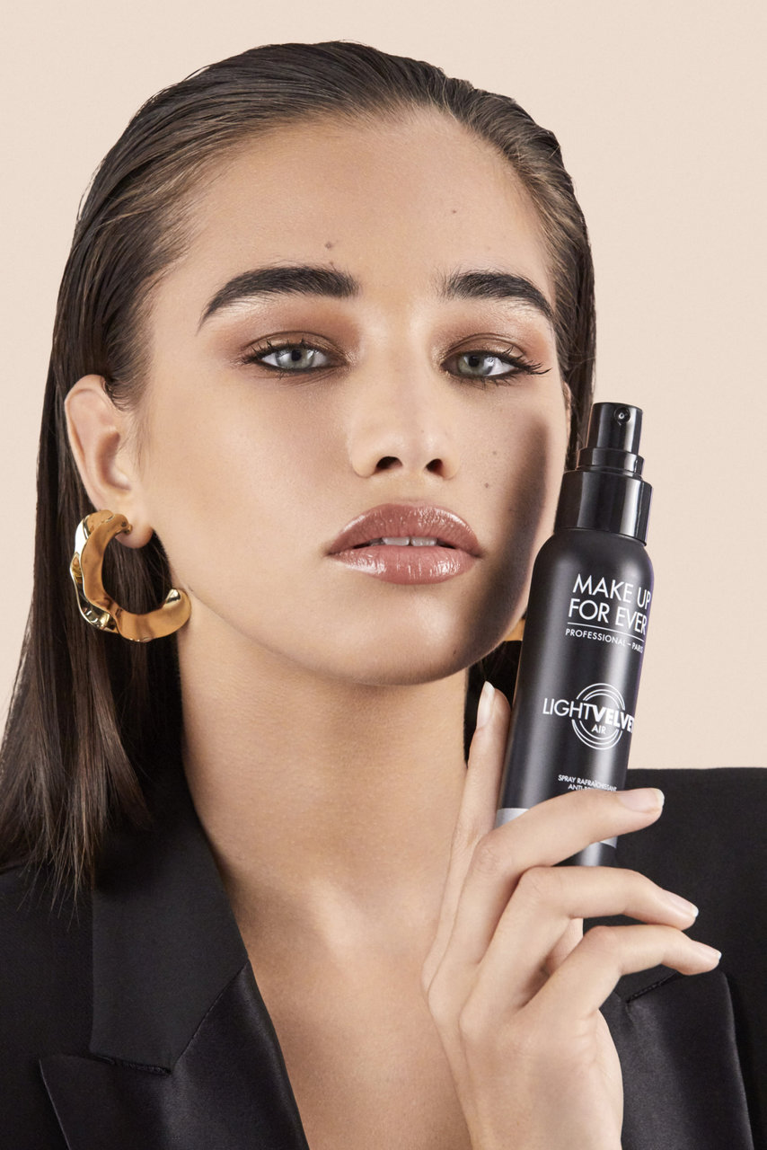 メイクアップフォーエバー 新作フィックスミスト ライトベルベットエア 4 22 発売中 理想の快適マット肌を1日中キープ お得なキットも発売中 ふぉーちゅん Fortune