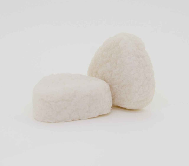 おにぎり型こんにゃくスポンジ 「つるりん ころりん」