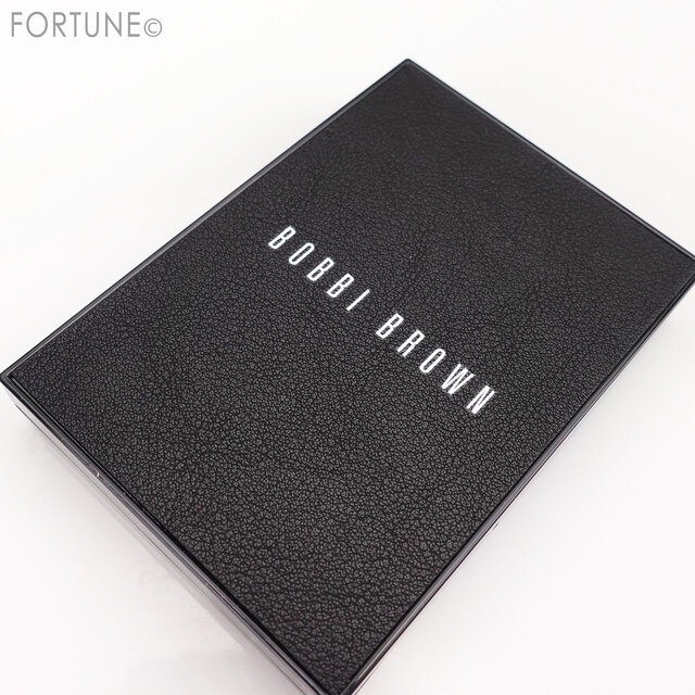BOBBI BROWN/ボビイ ブラウン「エッセンシャル マルチカラー アイシャドウ パレット」