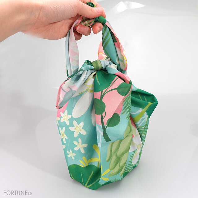 Skinkalede(スキンケールド) クリスマスコフレ2021 KALE Furoshiki