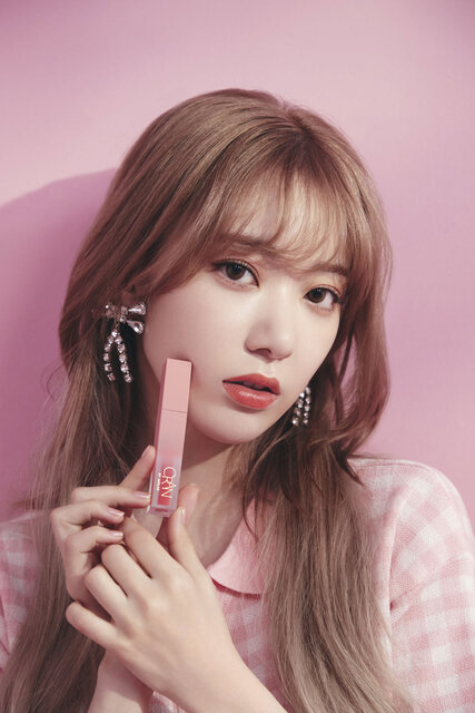 宮脇咲良プロデュース『CRAN BY MOLAK(クランバイモラク)』ブルームジェリーティント〈リップティント〉
