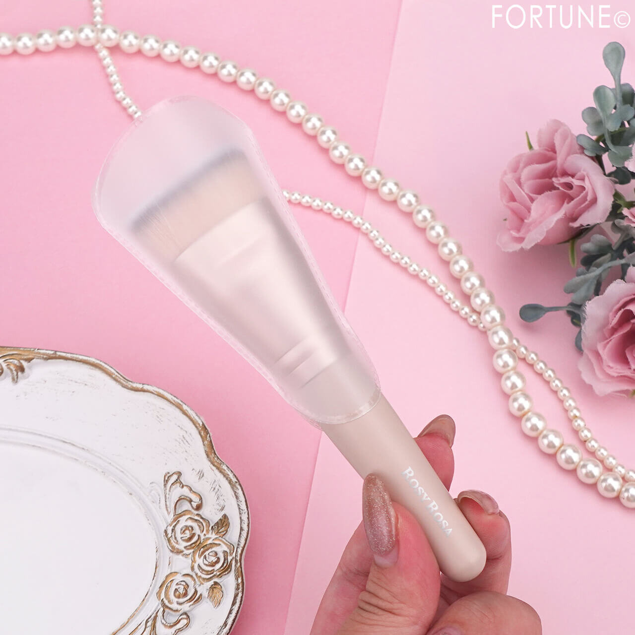 ROSY ROSA（ロージーローザ）　『マルチファンデブラシ PK　』