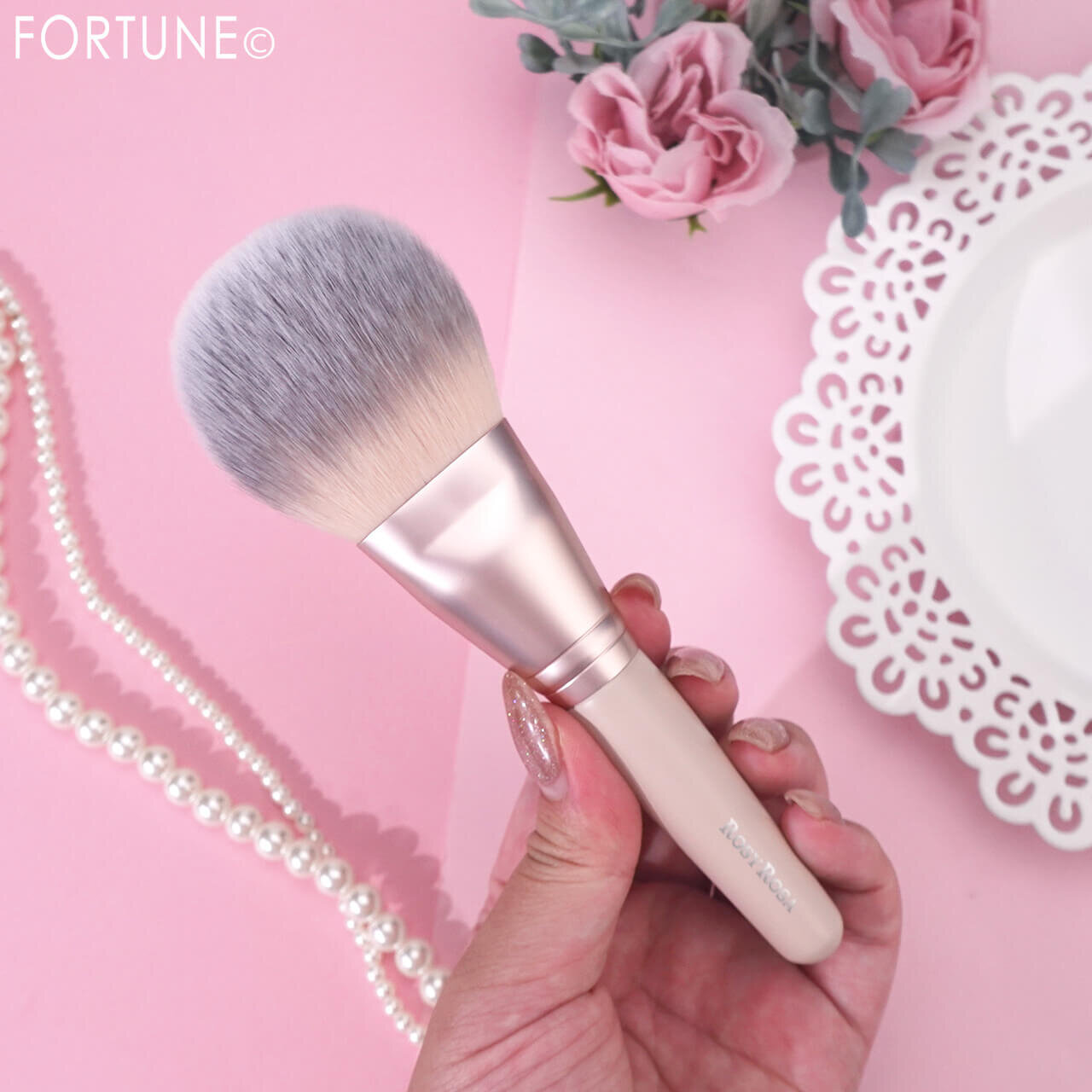 ROSY ROSA（ロージーローザ）　『パウダーファンブラシ PK』