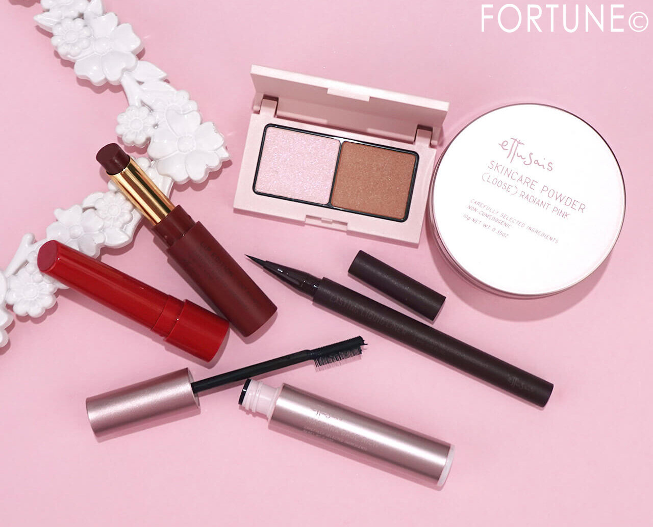 ettusais（エテュセ）　2025年冬新作コスメ　『エテュセ　マスカラベース　リッチ　ＬＥ』『エテュセ　スキンケアパウダー　（ルース）　ラディアントピンク』『エテュセ　リップエッセンス　ホット』『エテュセ　アイエディション　（カラーパレット）　ａ』『エテュセ　ラスティング　リキッドライナー　ａ』『エテュセ　リップエディション（ティントルージュ）』