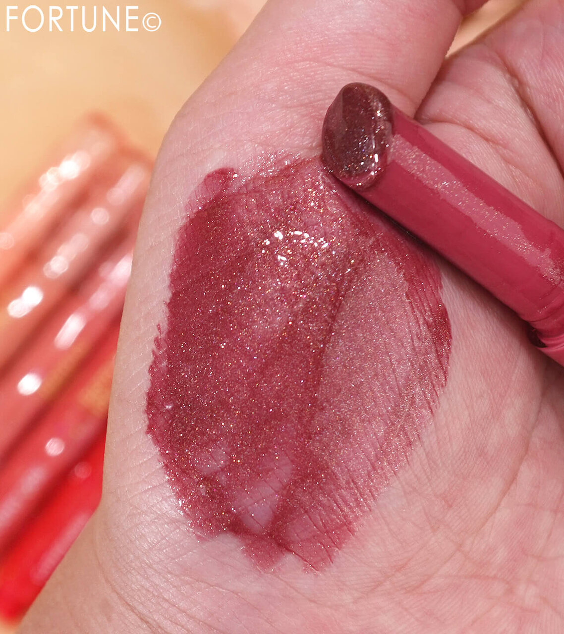 Cathy Doll（キャシードール）　ボーントゥブリンク リップクリック