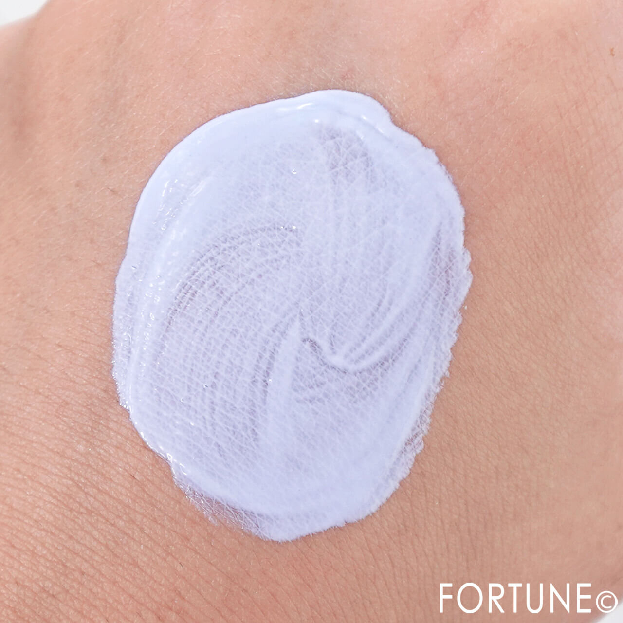 ByUR（バイユア）　セラムフィット バランシング トーンアップクリーム