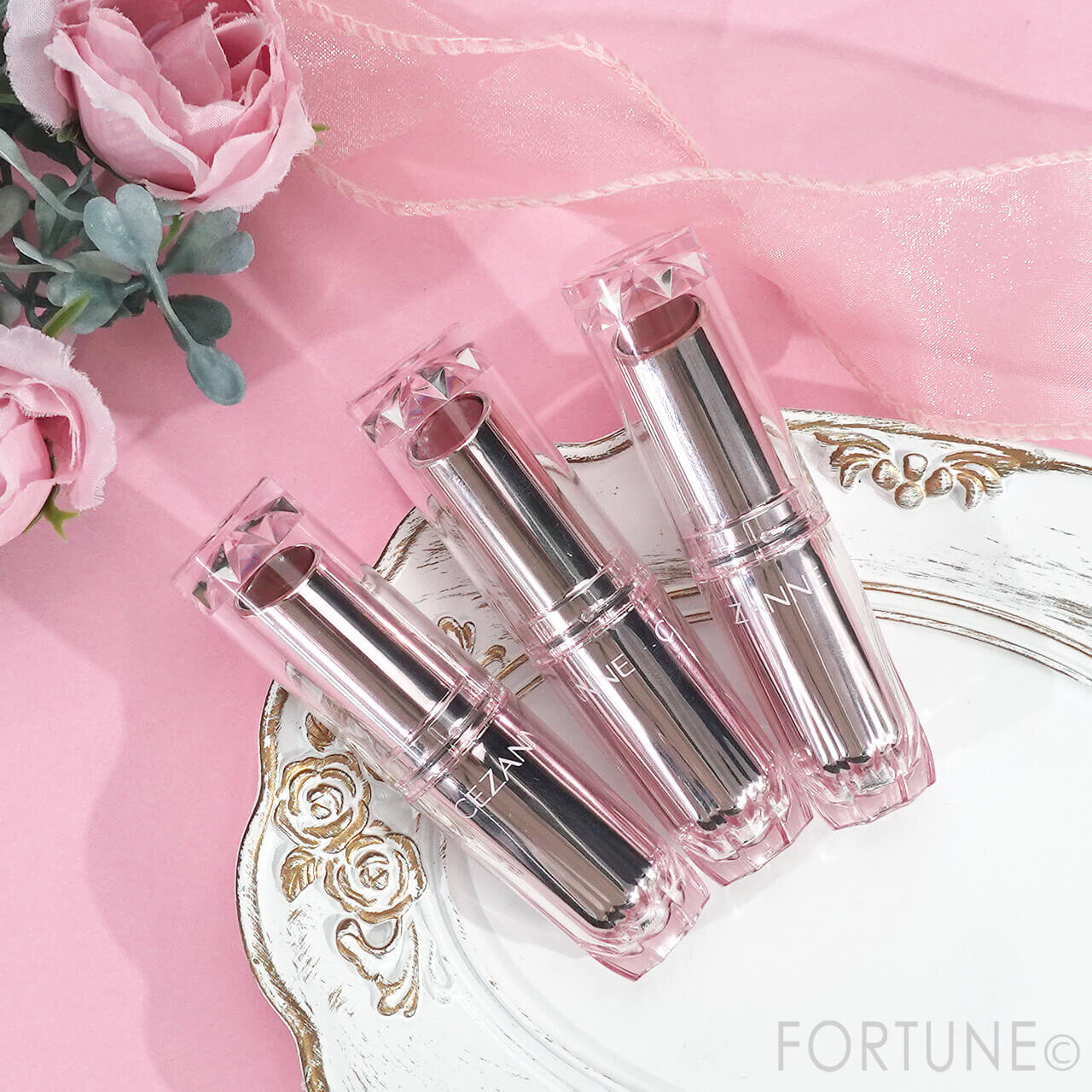 CEZANNE（セザンヌ）　2025年冬新作コスメ　『セザンヌ　ラスティンググロスリップN』　