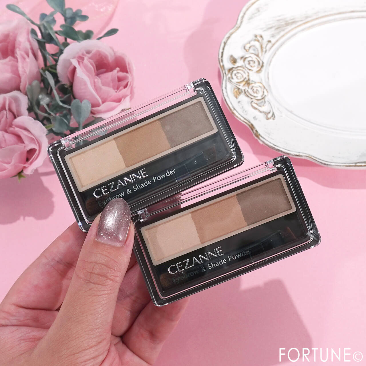 CEZANNE（セザンヌ）　　『セザンヌ　アイブロウ＆シェードパウダー』　