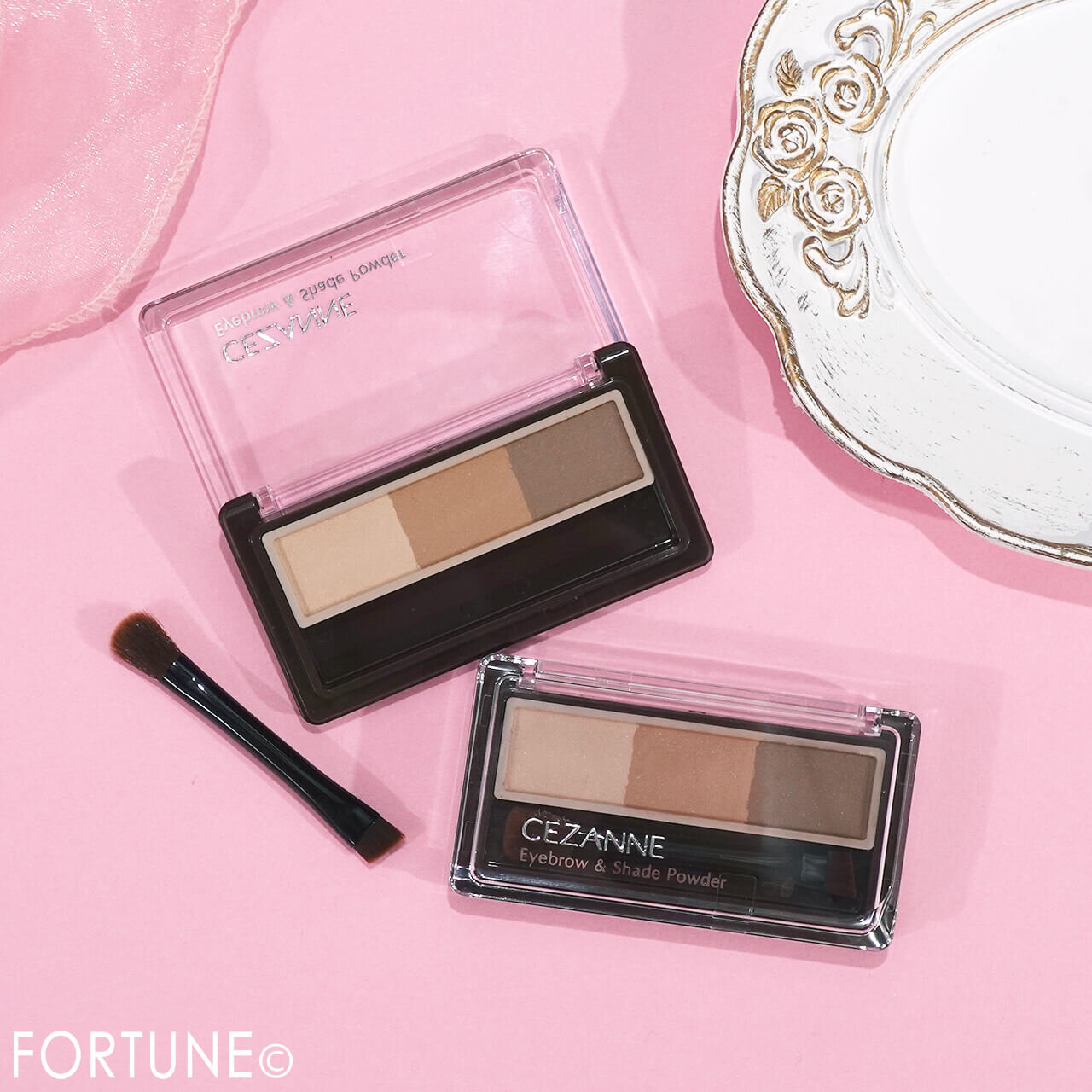CEZANNE（セザンヌ）　　『セザンヌ　アイブロウ＆シェードパウダー』　