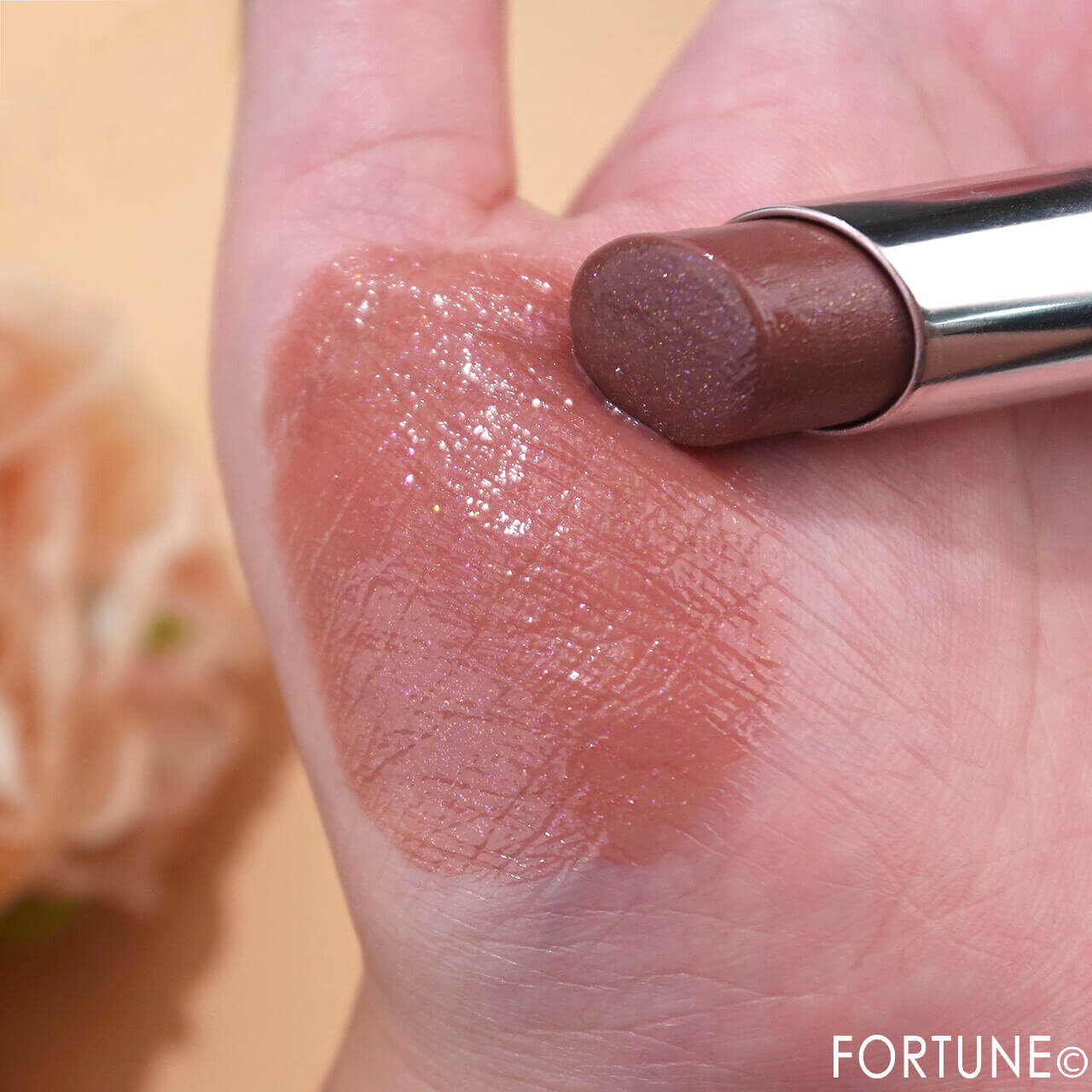 イエベ秋　おすすめリップ　OPERA（オペラ）　グロウリップティント（限定色：409 ムーンリットベージュ）