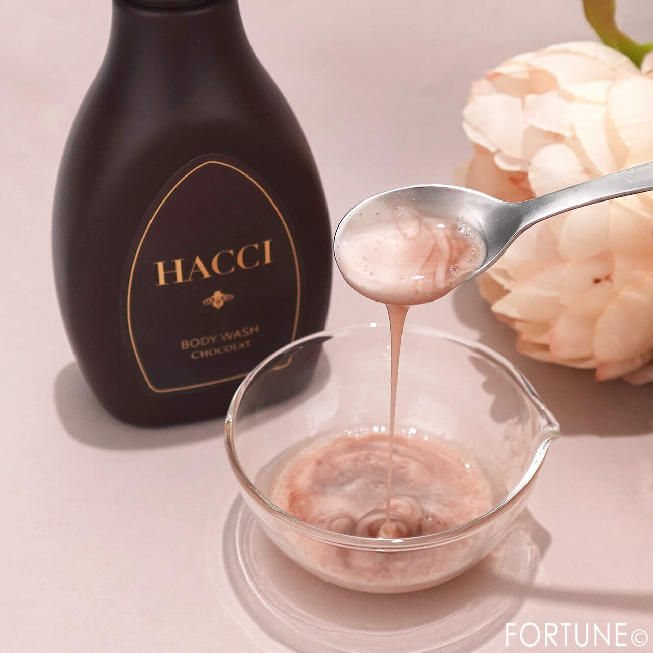 HACCI（ハッチ）　　『ボディウォッシュ BEE ショコラ』