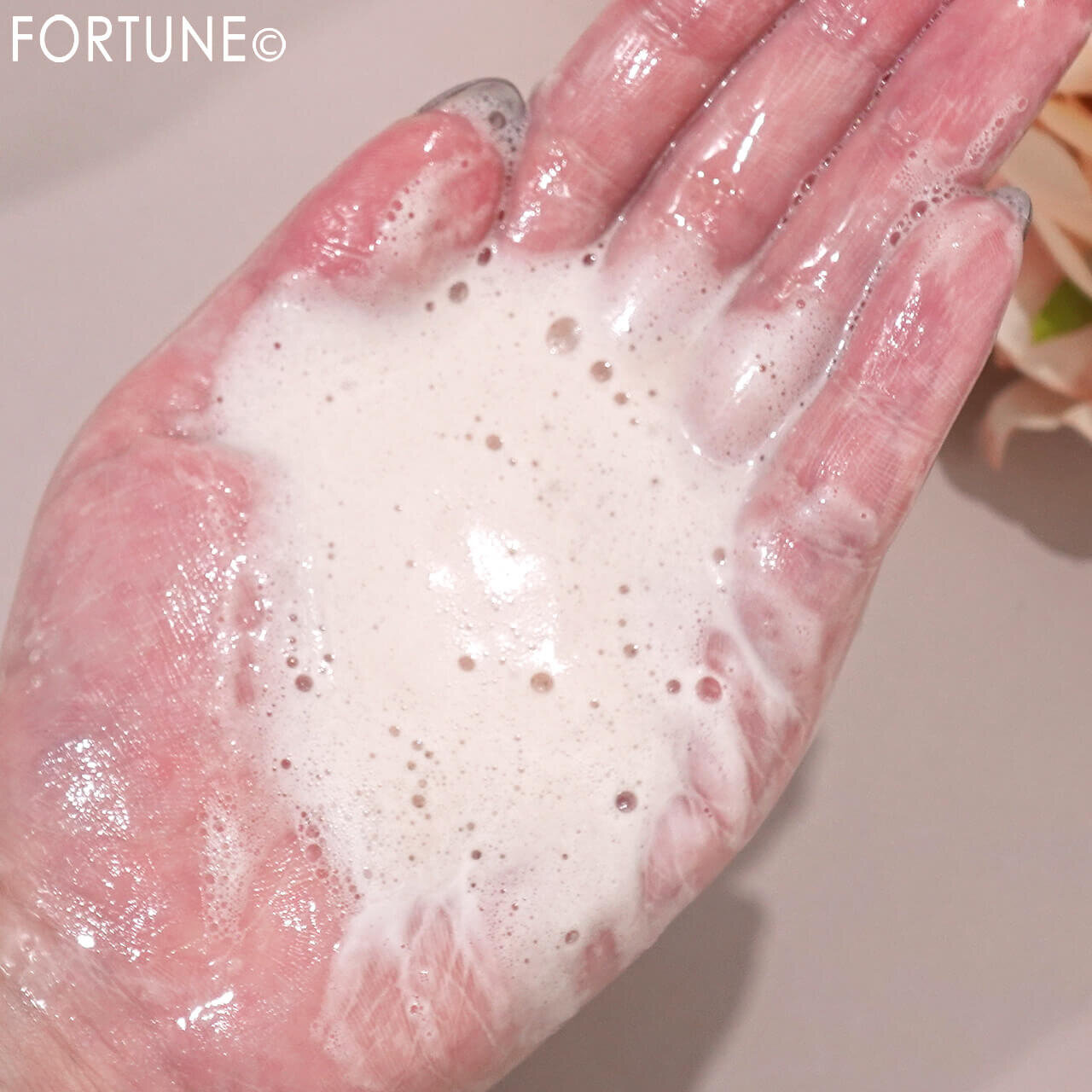 HACCI（ハッチ）　　『ボディウォッシュ BEE ショコラ』