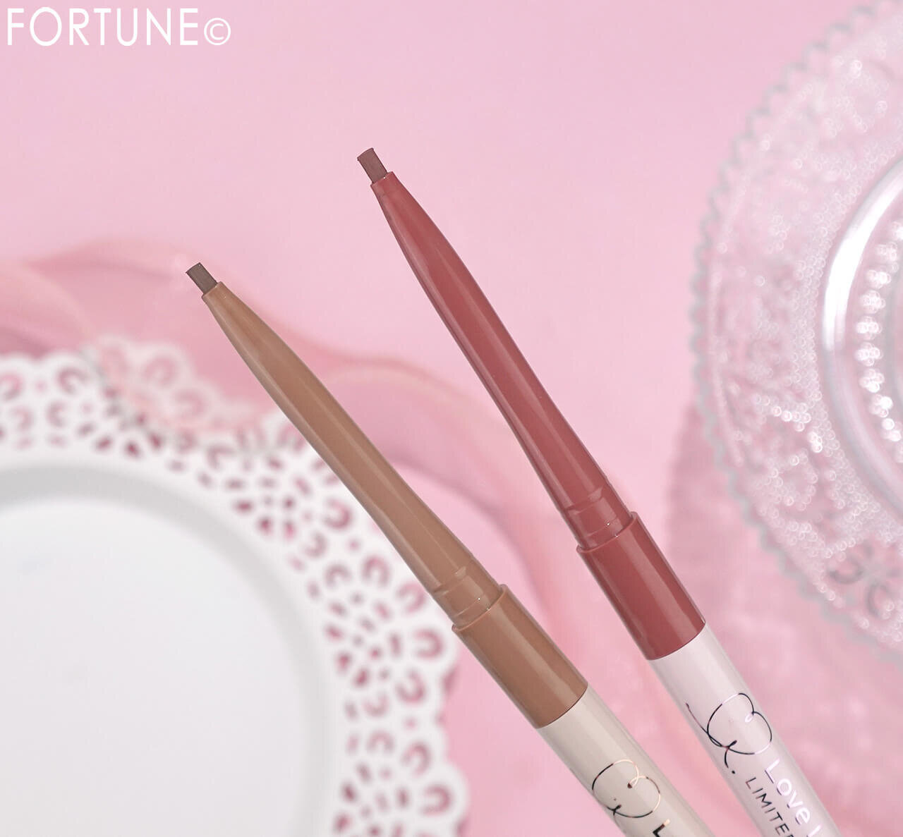 ラブ・ライナー　クリームフィットペンシルR　極細楕円芯　限定色