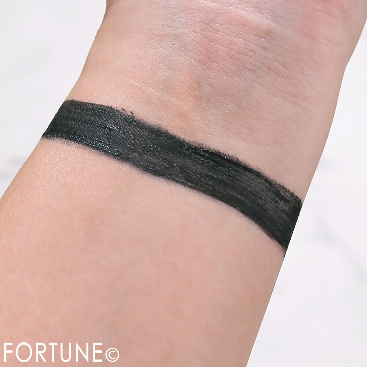 CEZANNE（セザンヌ）　『セザンヌ　ロングブーストマスカラ』　01