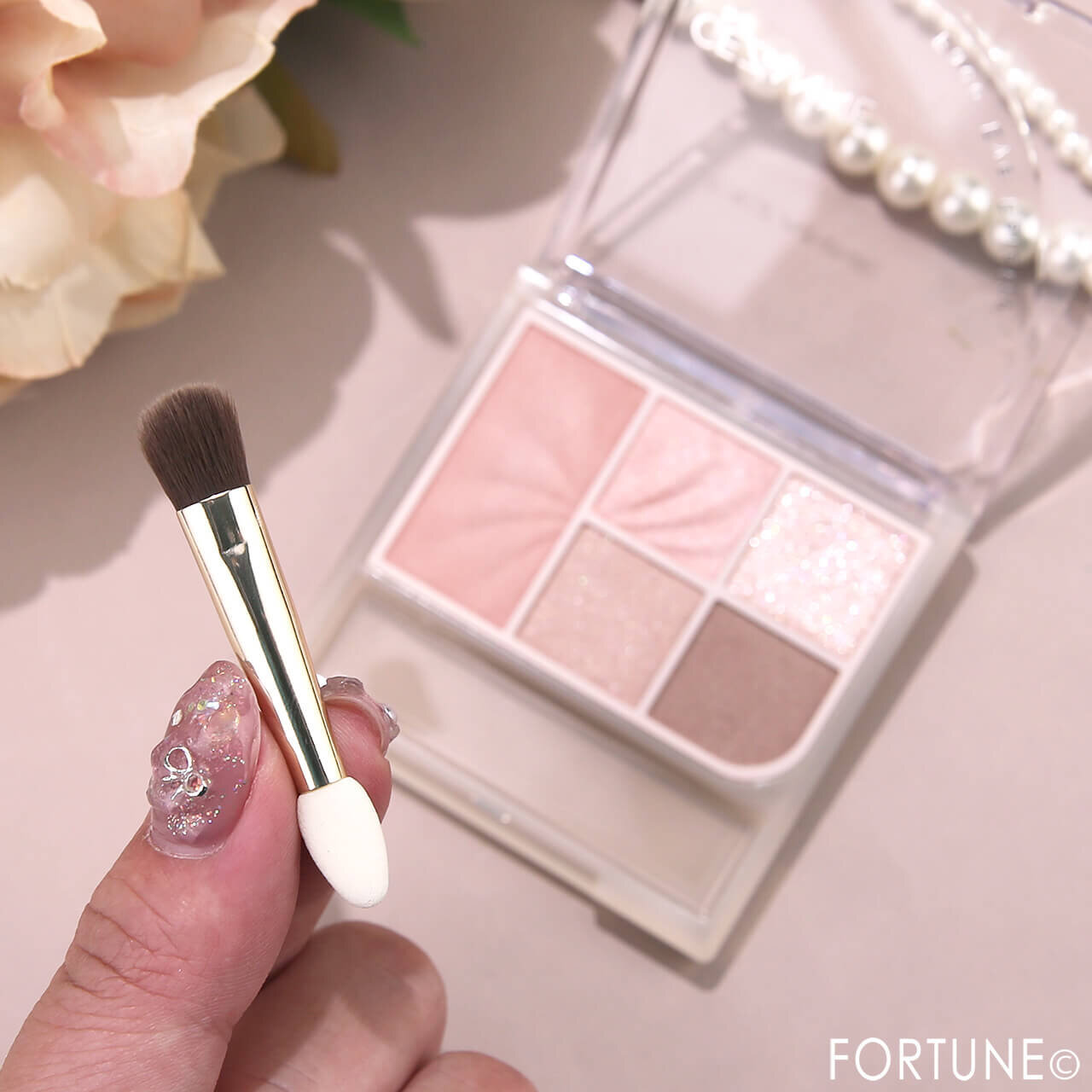 CEZANNE（セザンヌ）　『セザンヌ　フェイスアイパレット』