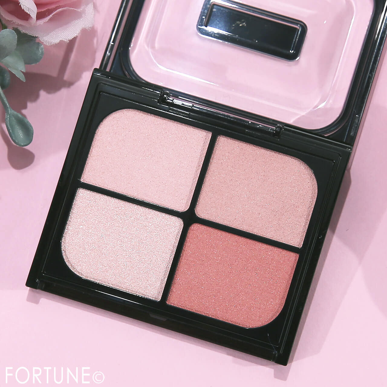 KATE（ケイト）　　『ケイト　バウンシーチークシャドウ』