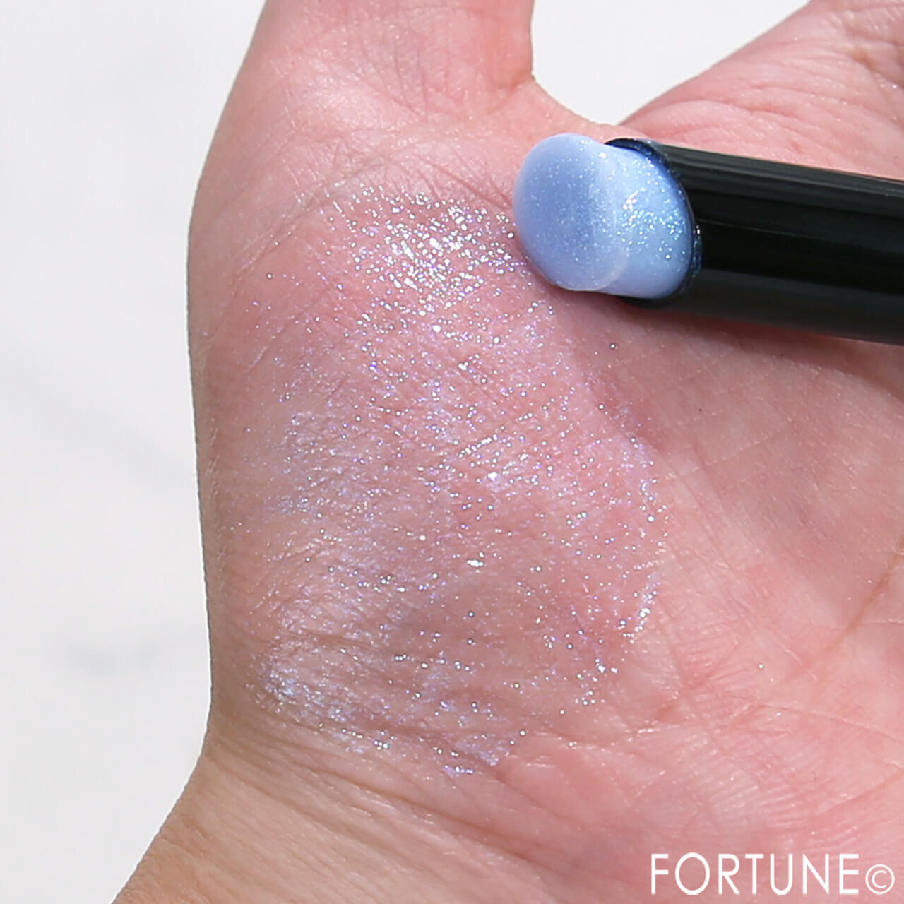 KATE（ケイト）　『ケイト　リップモンスターカラートナー』