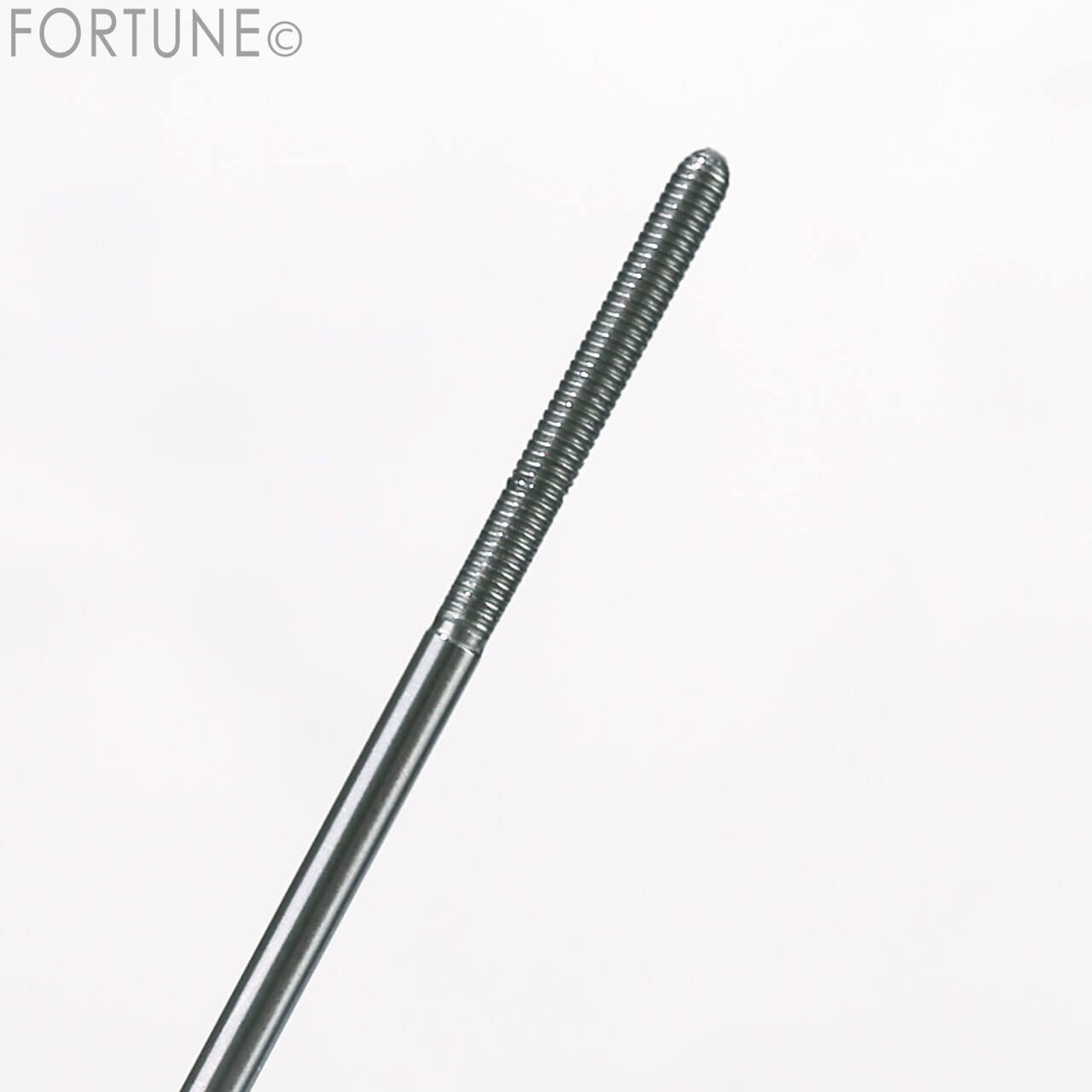 CANMAKE（キャンメイク）　『メタルックマスカラ～クリアルック～』