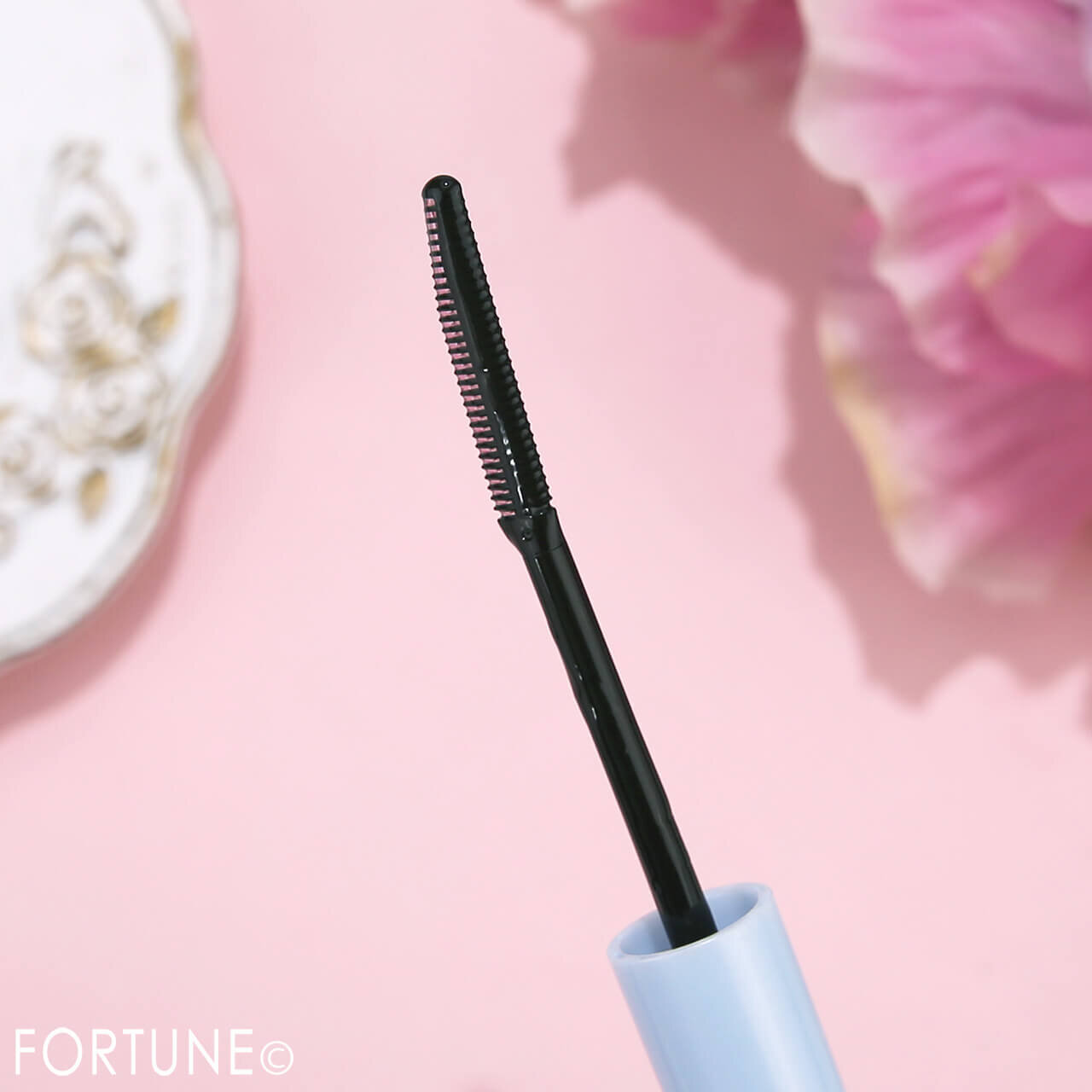 CANMAKE（キャンメイク）　『梳かせるマスカラリムーバー』