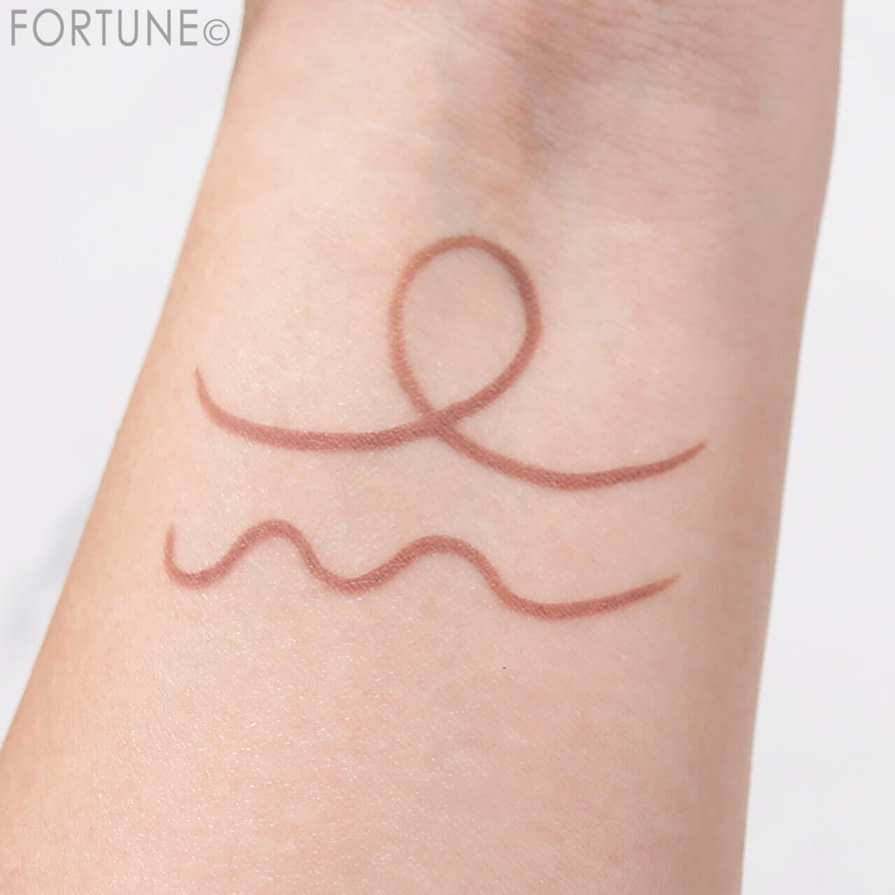 CANMAKE（キャンメイク）　『クリーミータッチライナー』　16