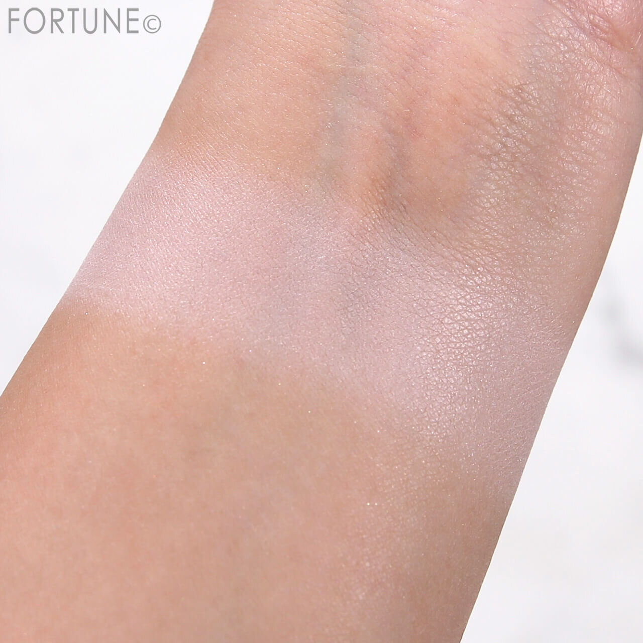 CEZANNE（セザンヌ）　『セザンヌ　トーンフィルターハイライト』　02