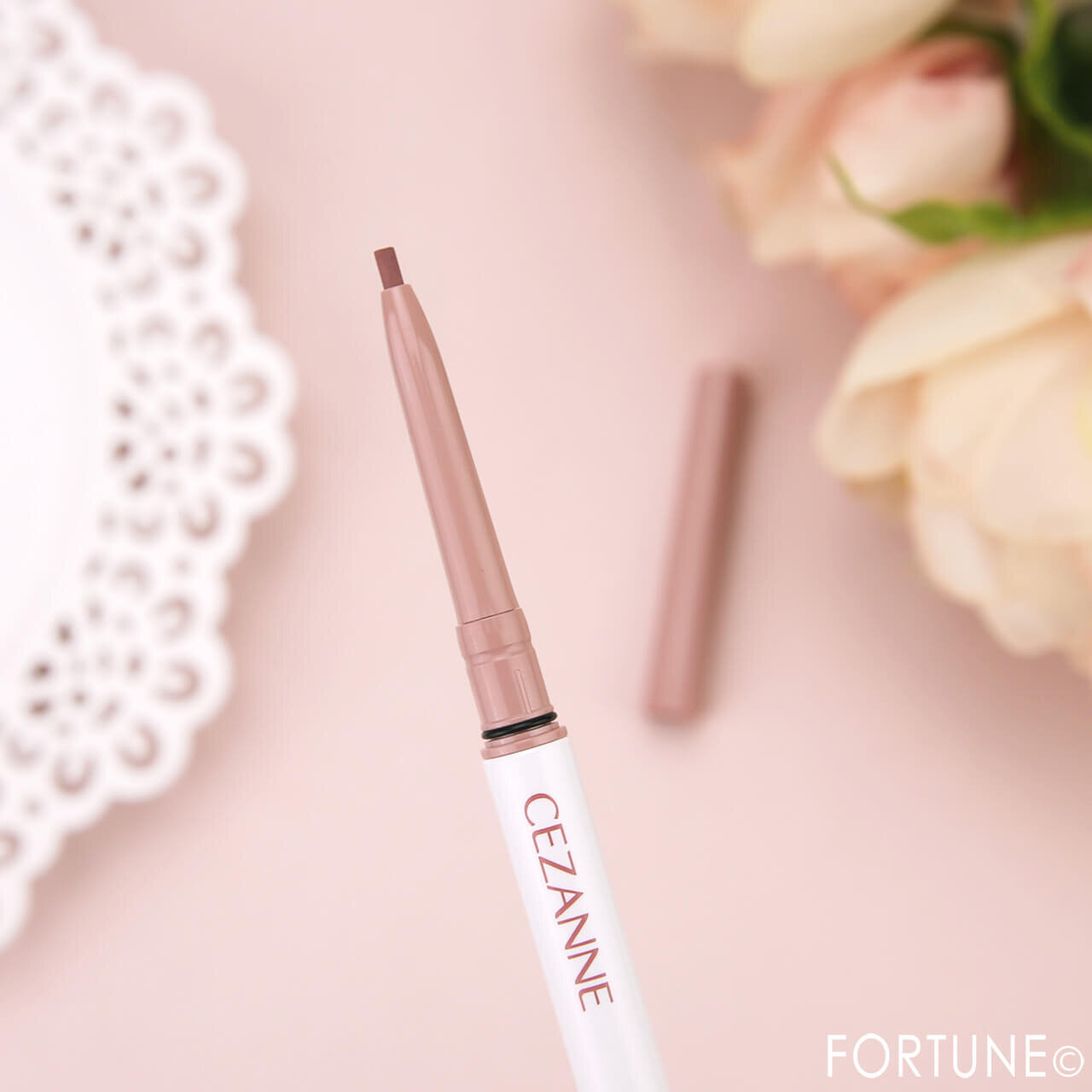 CEZANNE（セザンヌ）　『セザンヌ　アンダーアイライナー』