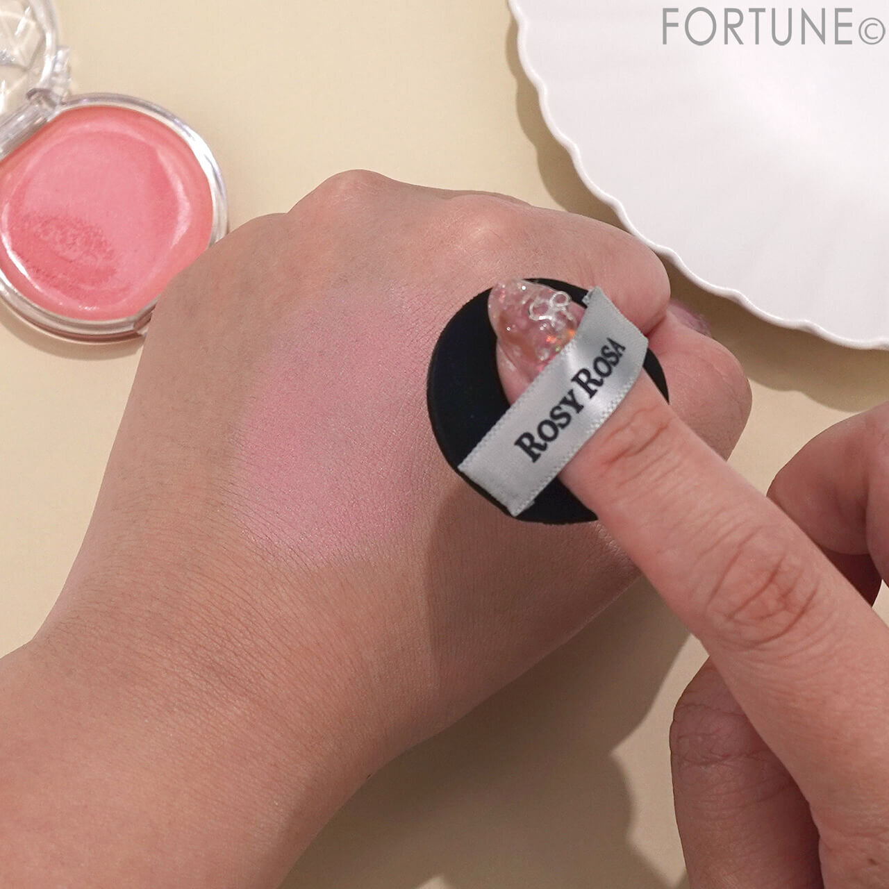 ROSY ROSA（ロージーローザ）　『マルチファンデブラシ＆パフ＜プチサイズ＞』　マルチファンデパフ