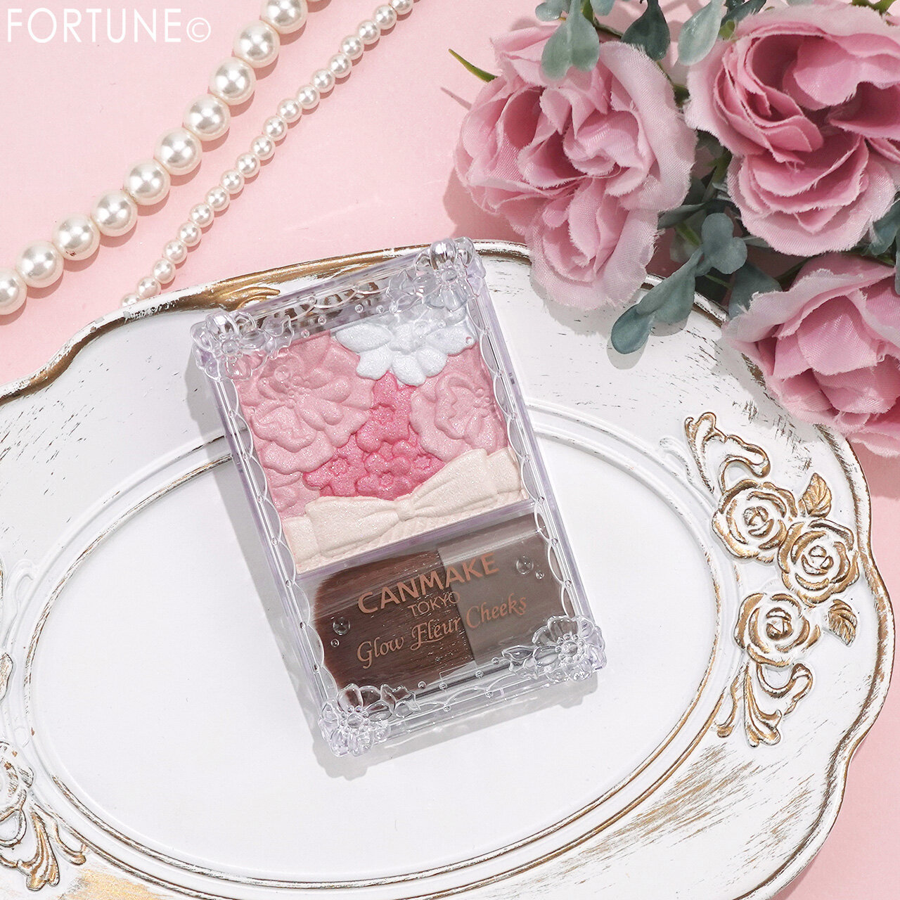 CANMAKE（キャンメイク）　『グロウフルールチークス』　