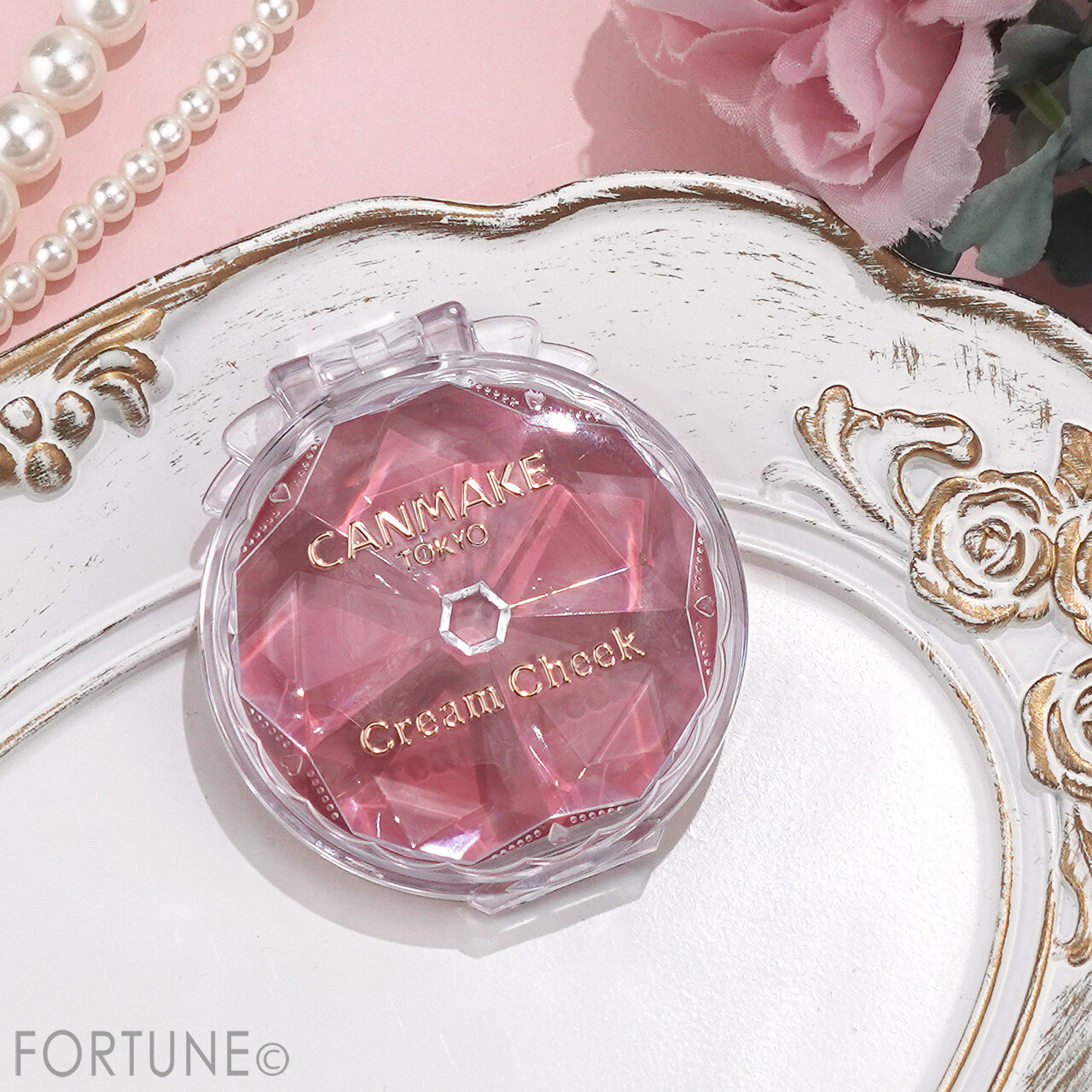 CANMAKE（キャンメイク）　『クリームチーク』