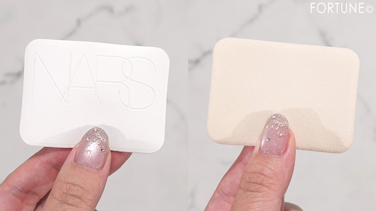 NARS（ナーズ）　ライトリフレクティングセッティングパウダー プレスト N　新色　「05555」