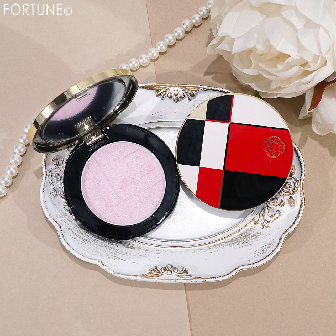 SHISEIDO（資生堂）　カラー＋グロウ エンハンサー