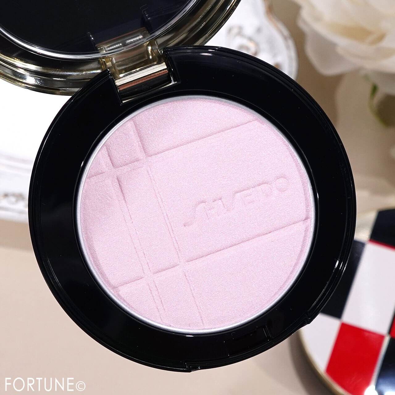 SHISEIDO（資生堂）　カラー＋グロウ エンハンサー