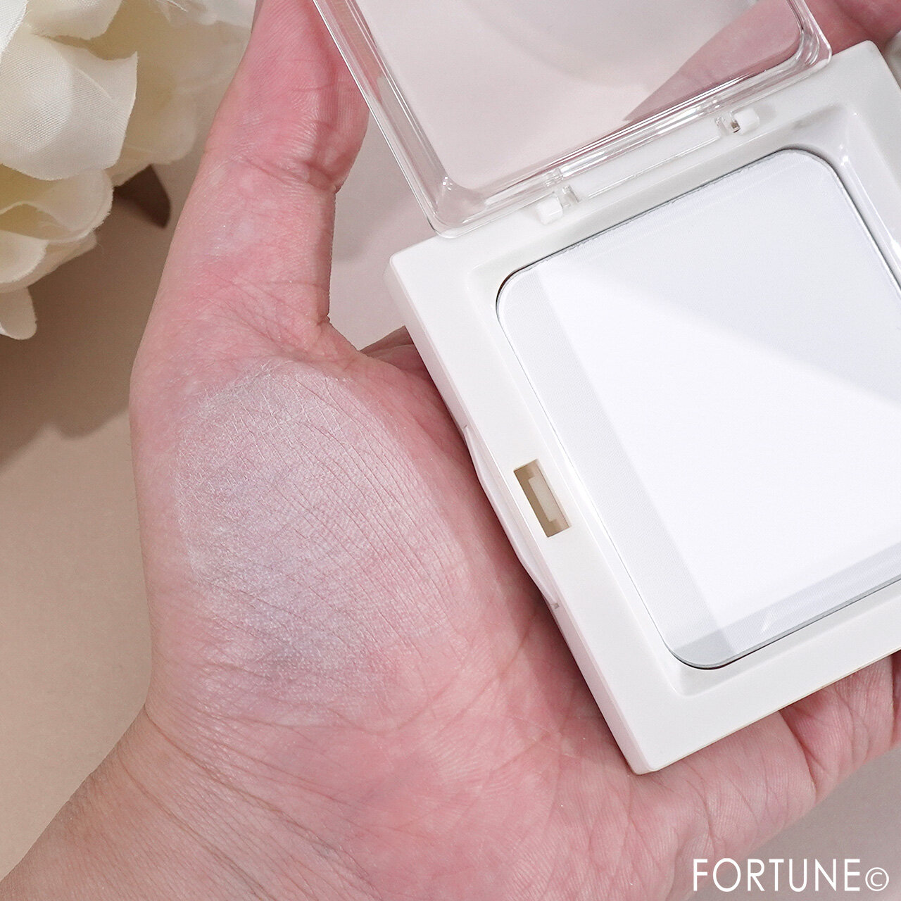 Pyt（ピュット）　『GENBA SKIN PRESSED POWDER（ゲンバスキンプレストパウダー）』