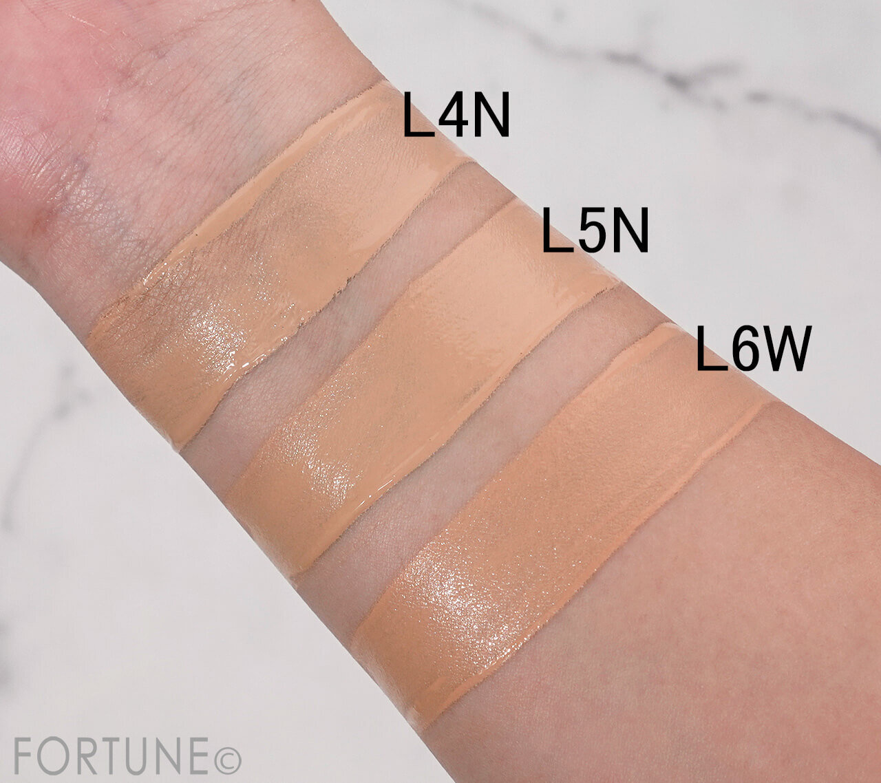 CLARINS（クラランス）　『ダブル セーラム ファンデーション』　L4N L5N L6W