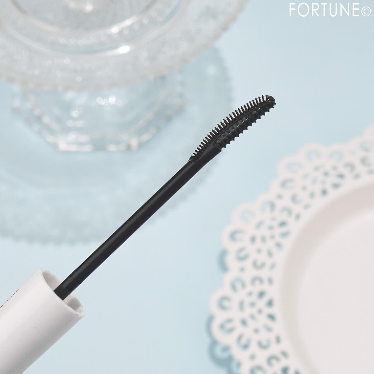 CEZANNE（セザンヌ）　『セザンヌ　グロウコートマスカラ』　