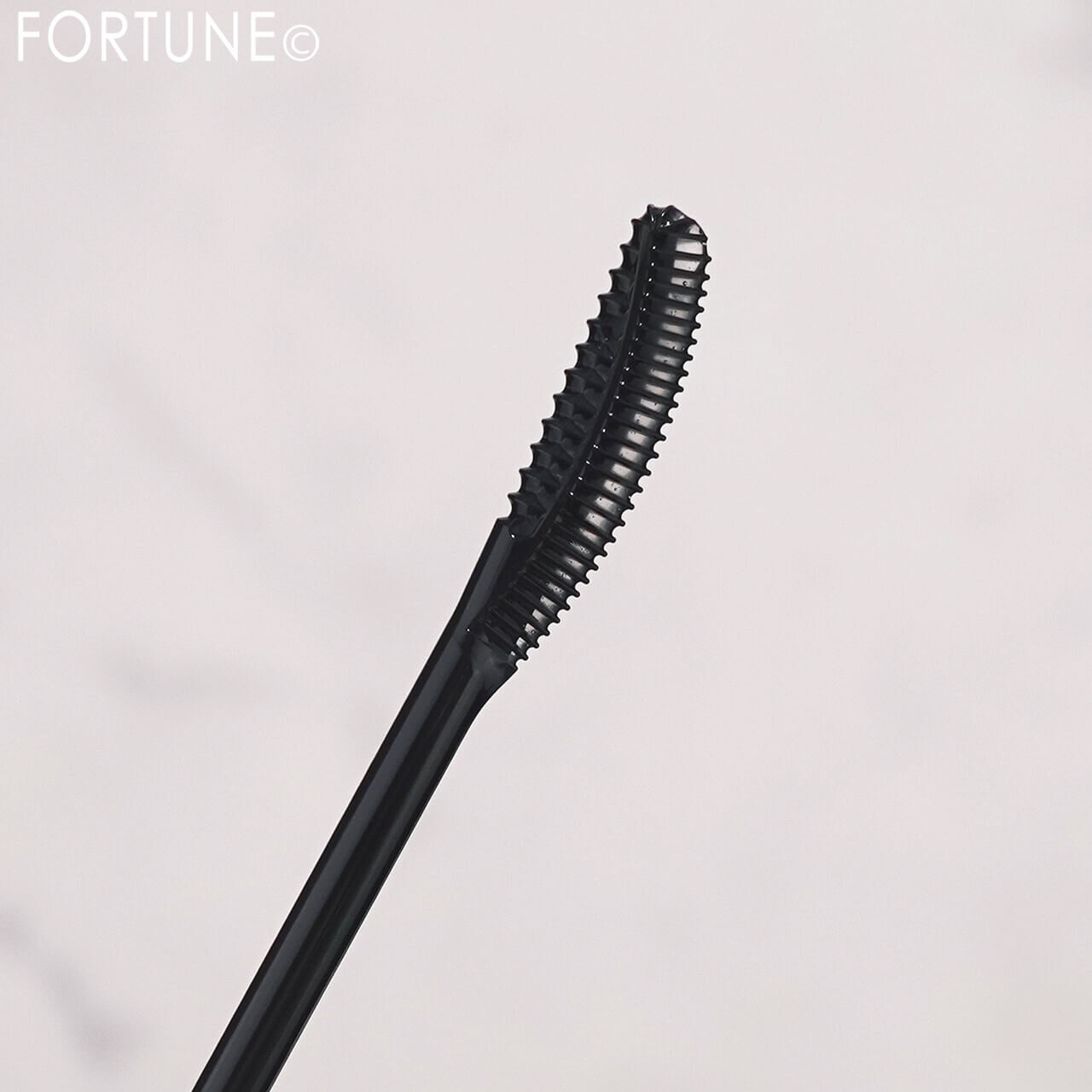 CEZANNE（セザンヌ）　『セザンヌ　グロウコートマスカラ』　00