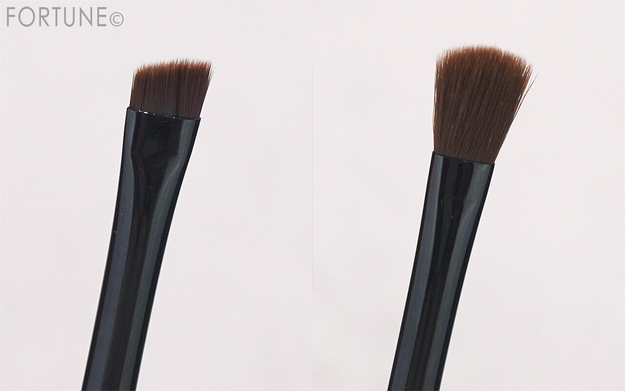 CEZANNE（セザンヌ）　『セザンヌ　アイブロウ＆シェードパウダー』　