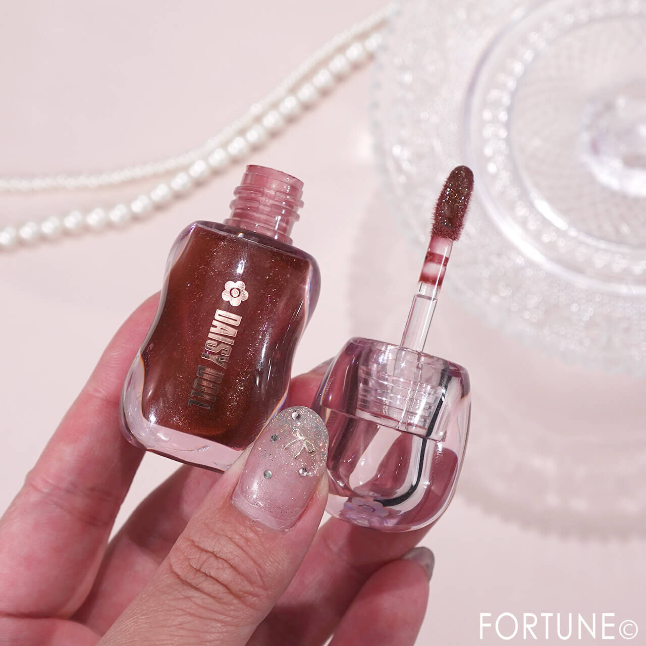 DAISY DOLL by MARY QUANT（デイジードール バイ マリークワント）　　『デイジードール ジュエリー シロップ グロス』