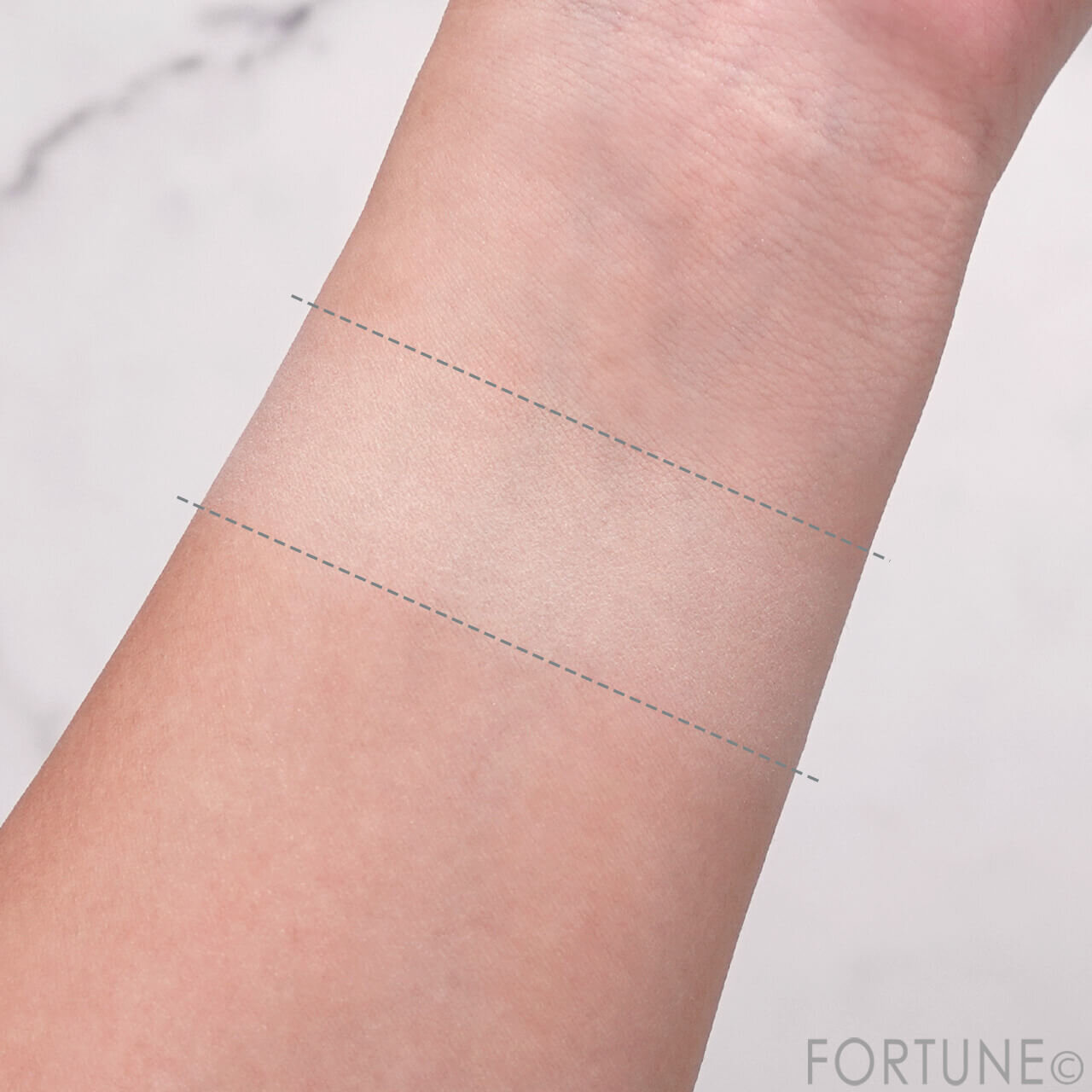 SRICHAND（シーチャン）　プレストUVトランスルーセントパウダー