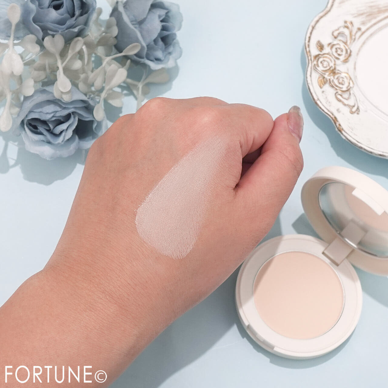 SRICHAND（シーチャン）　プレストUVトランスルーセントパウダー