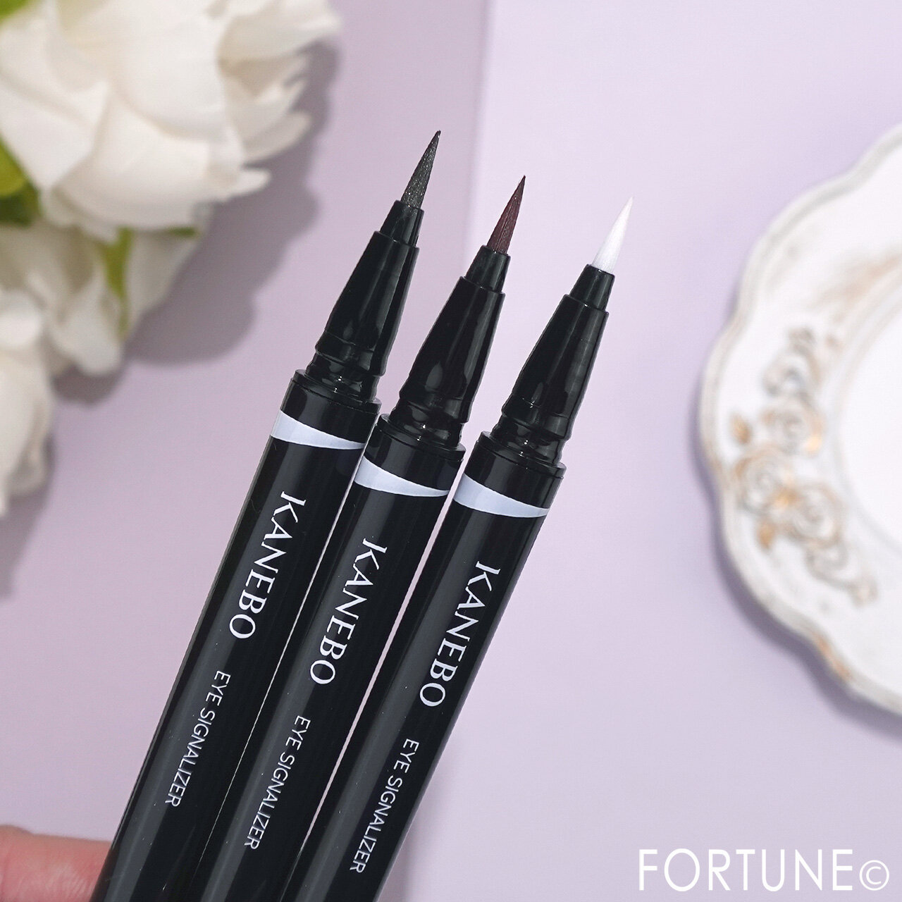 KANEBO（カネボウ）　『カネボウ　アイシグナライザー』