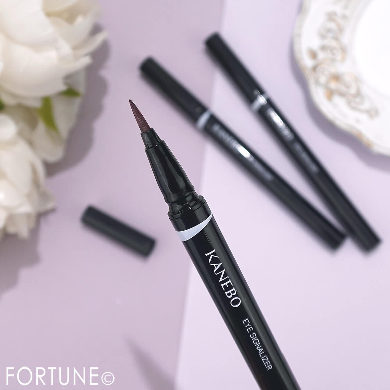 KANEBO（カネボウ）　『カネボウ　アイシグナライザー』