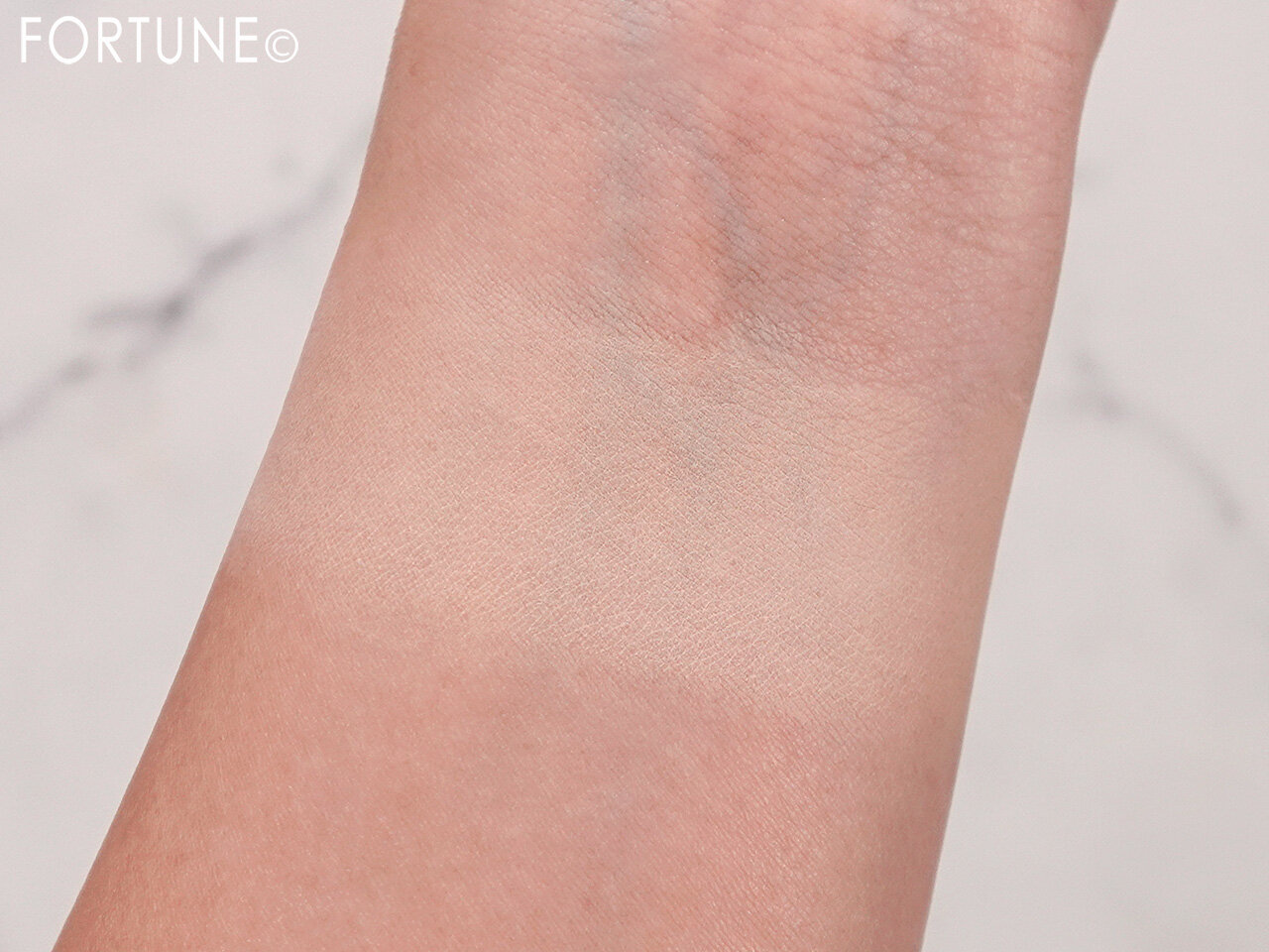 肌なやみ図鑑　　『肌なやみ図鑑 赤鼻ジェル』