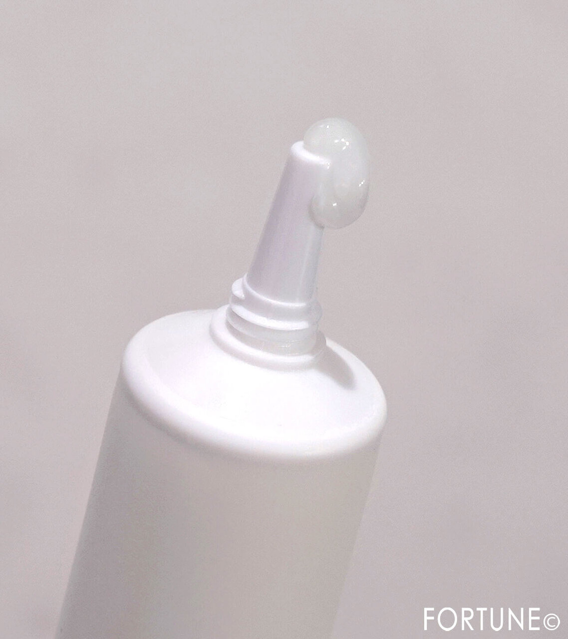 肌なやみ図鑑　　『肌なやみ図鑑 黒鼻ジェル』