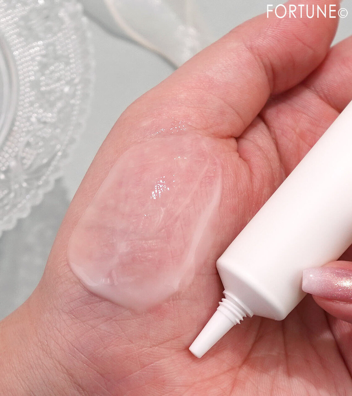 肌なやみ図鑑　　『肌なやみ図鑑 黒鼻ジェル』