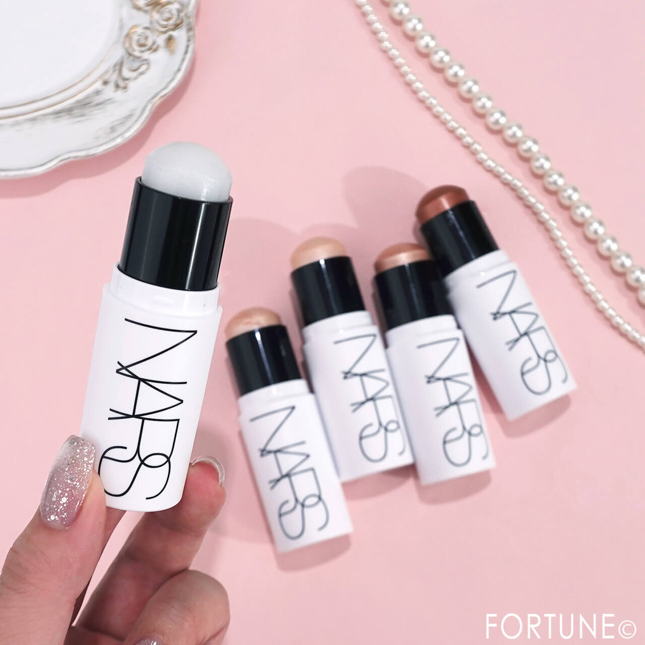 NARS（ナーズ）　ライトリフレクティング ルミナイジングスティック