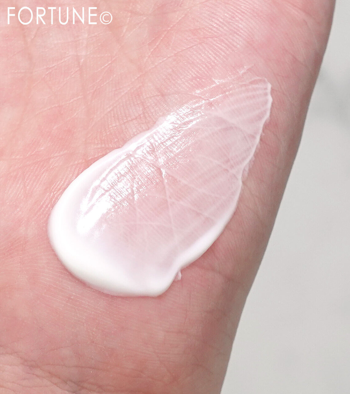 CANMAKE（キャンメイク）　『マーメイドスキンジェルUV（オイルブロック）』