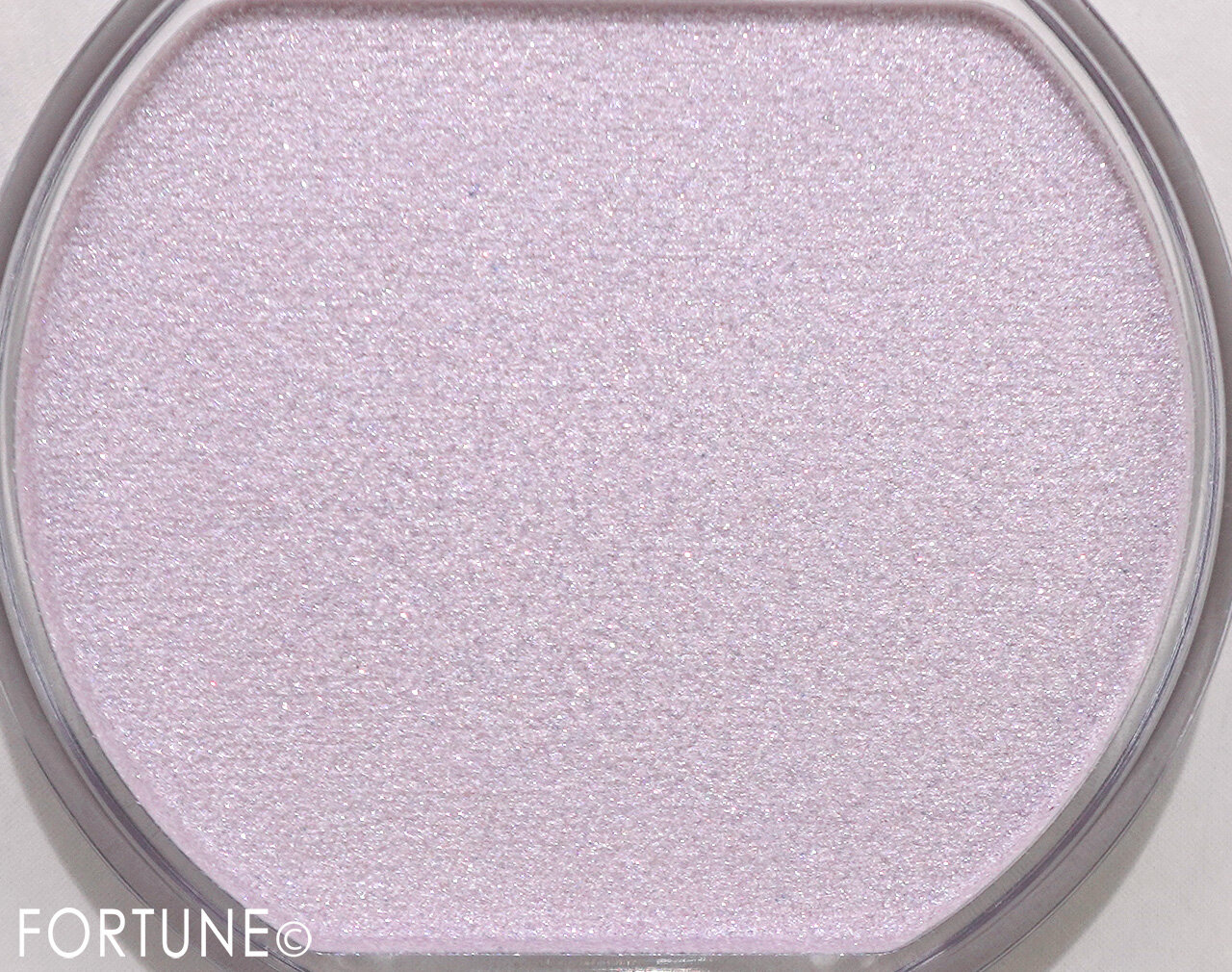 CANMAKE（キャンメイク）　『むにゅっとハイライター』　05