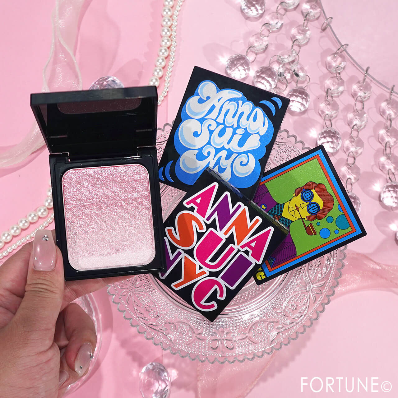 ANNA SUI COSMETICS（アナ スイ コスメティックス）　2026年夏新作コスメ　『アナ スイ シマリング パウダー』