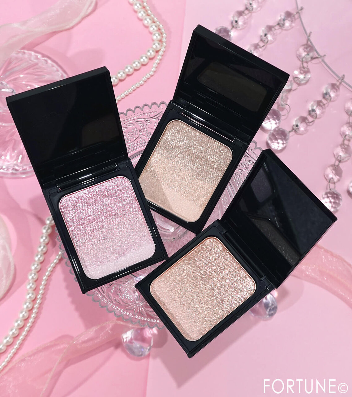 ANNA SUI COSMETICS（アナ スイ コスメティックス）　2026年夏新作コスメ　『アナ スイ シマリング パウダー』